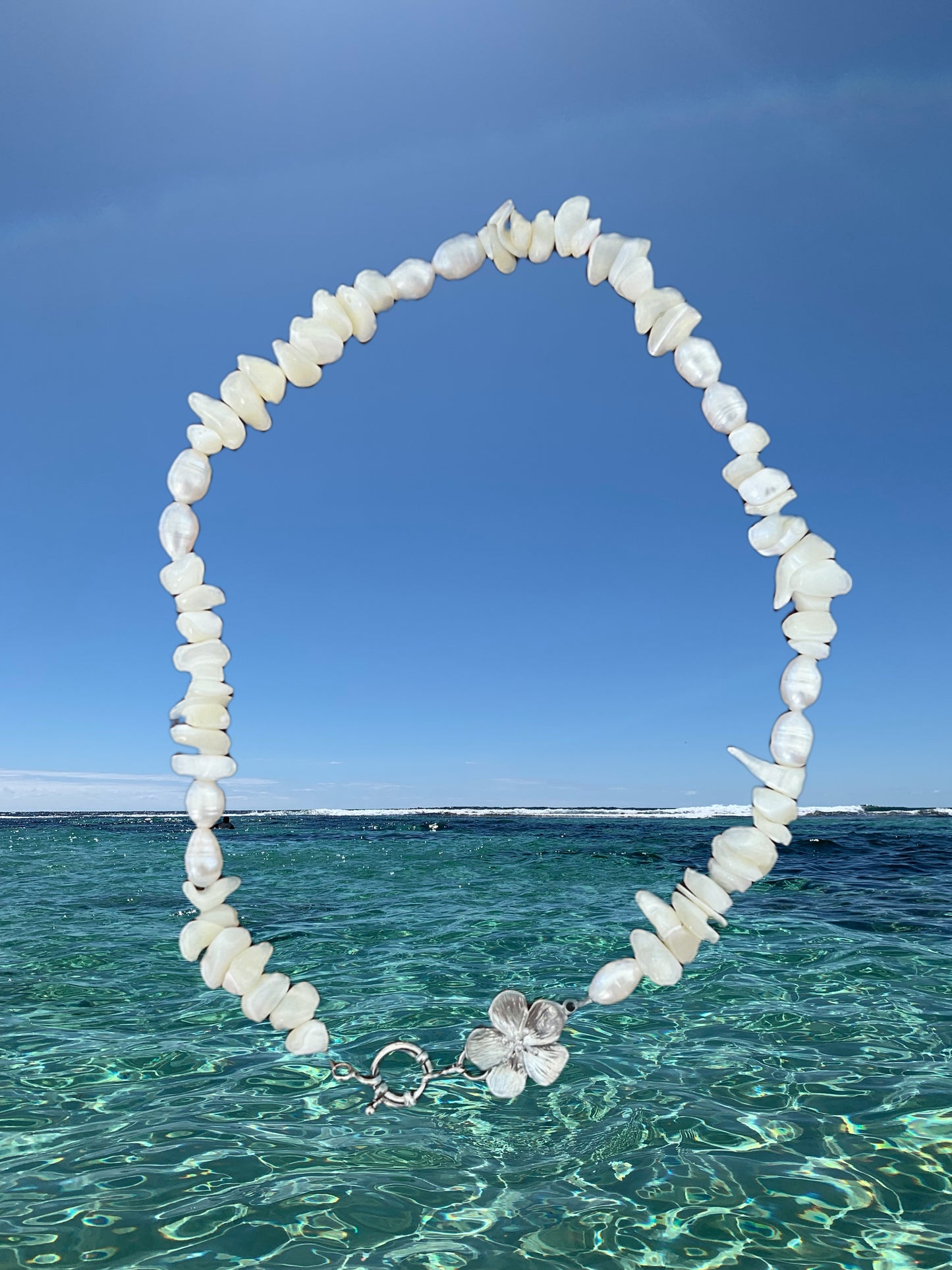 Coast Lily Necklace
