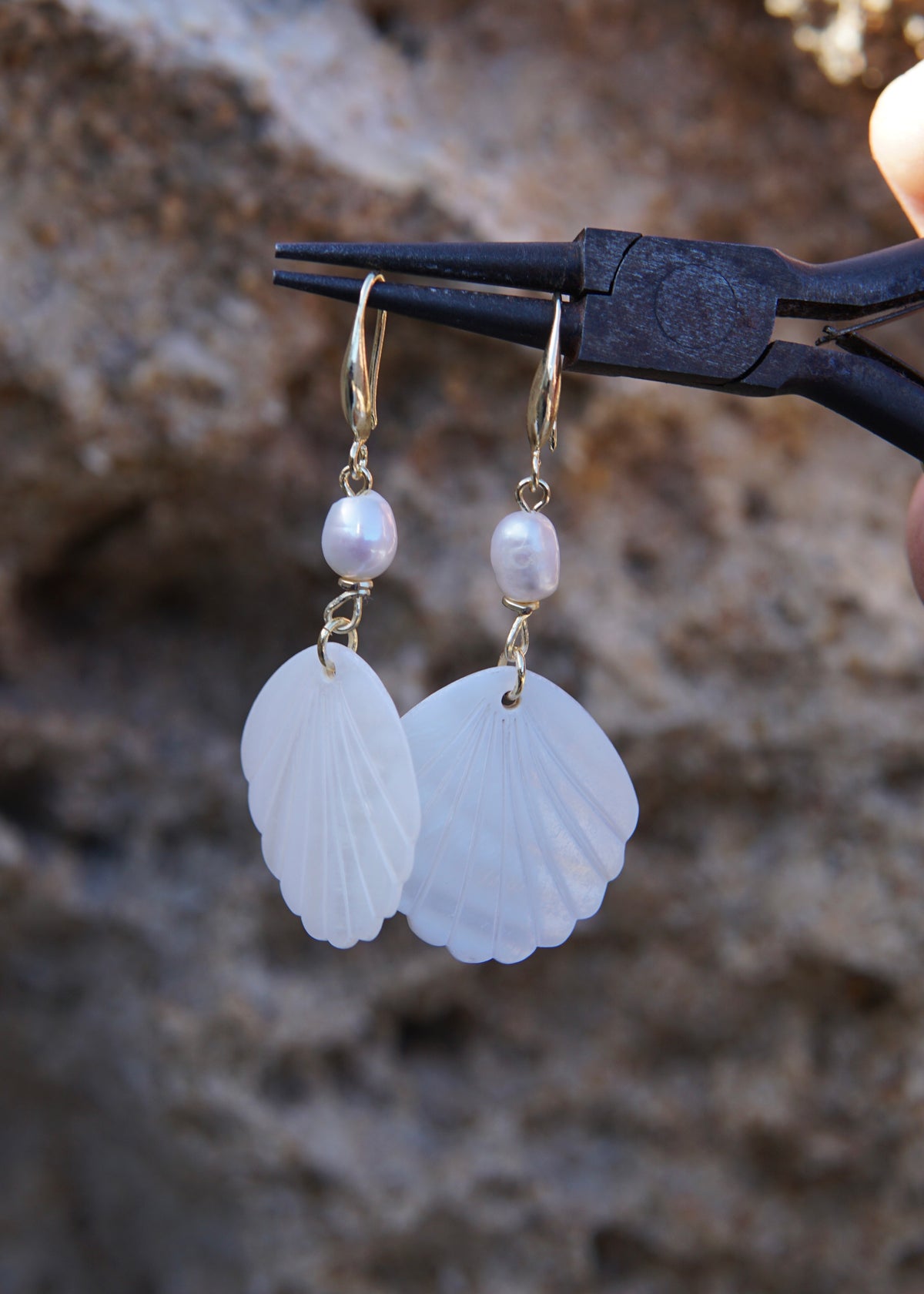 PEARL EARRINGS