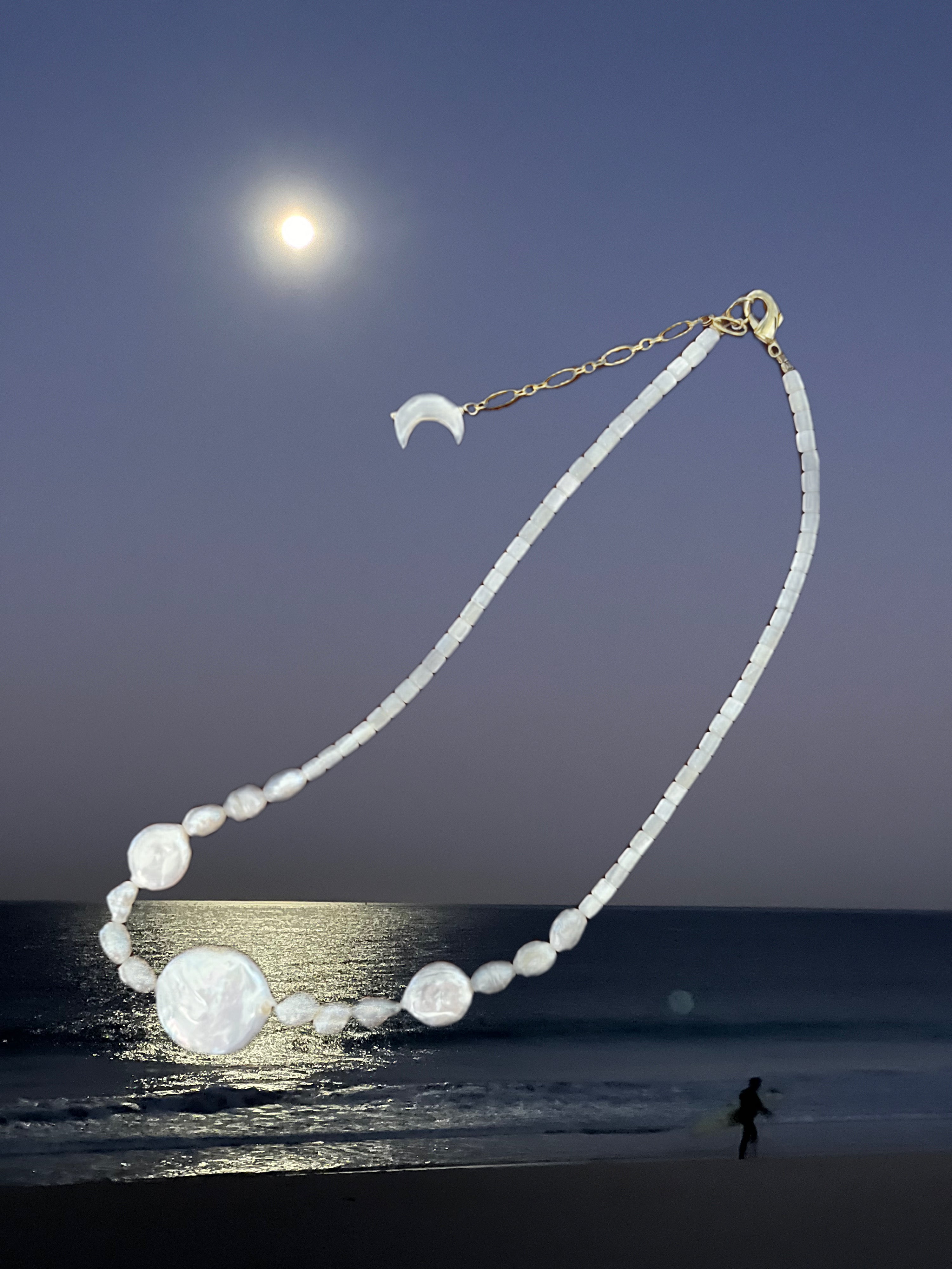 Moonlight Choker
