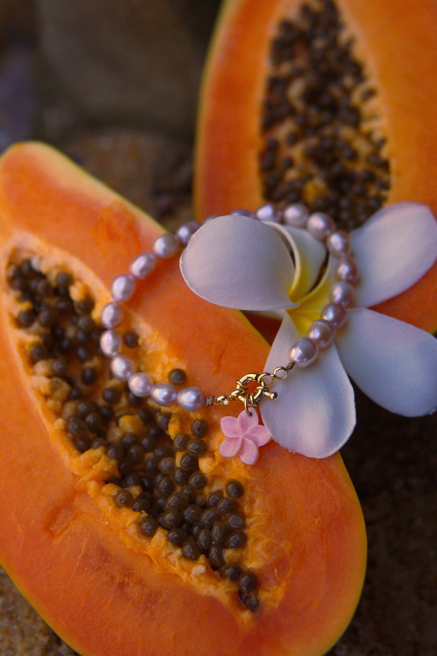 Pink Conch Hibiscus Bracelet