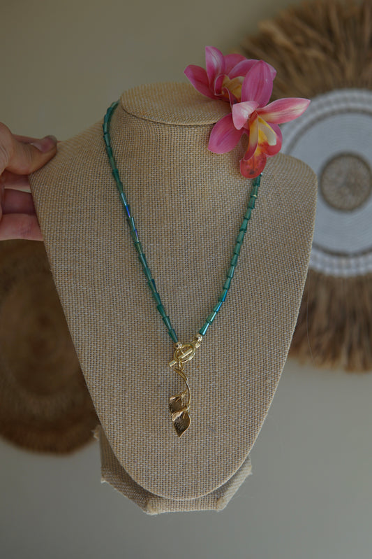 Lily Necklace
