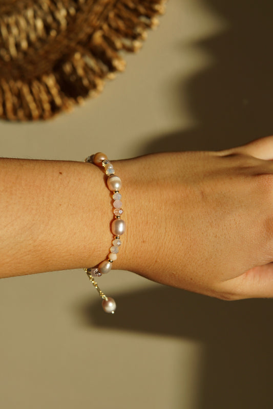 Rose Pearl Bracelet