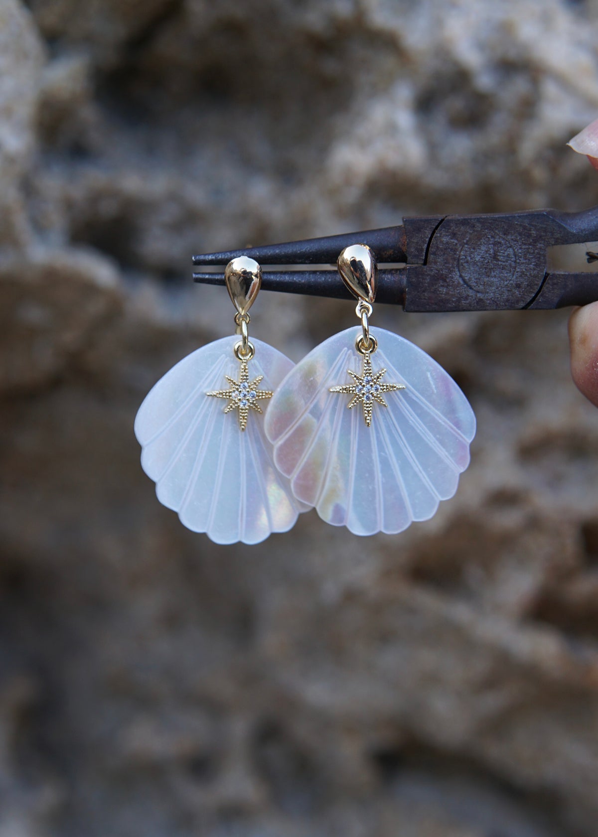 STAR EARRINGS