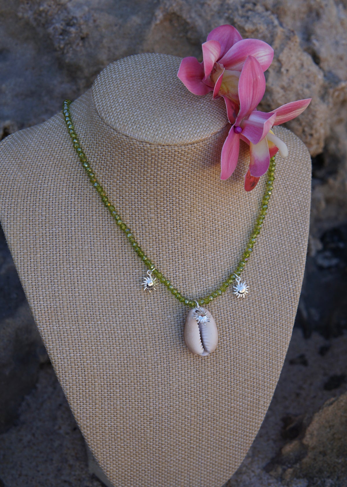 SOL NECKLACE
