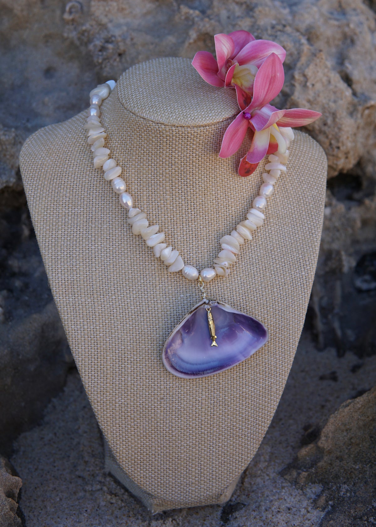 PIPI NECKLACE