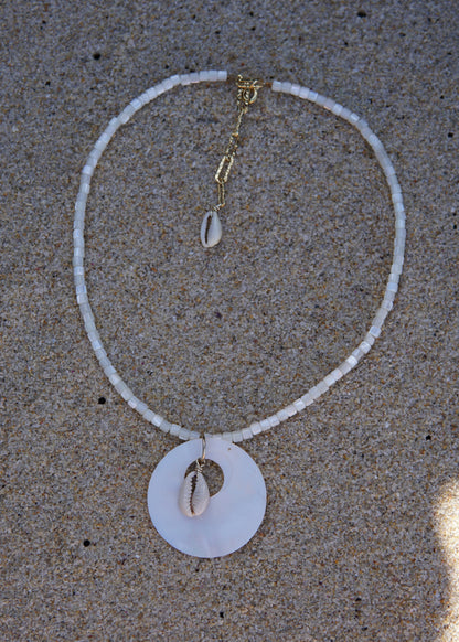 MOTHER OF PEARL NECKLACE