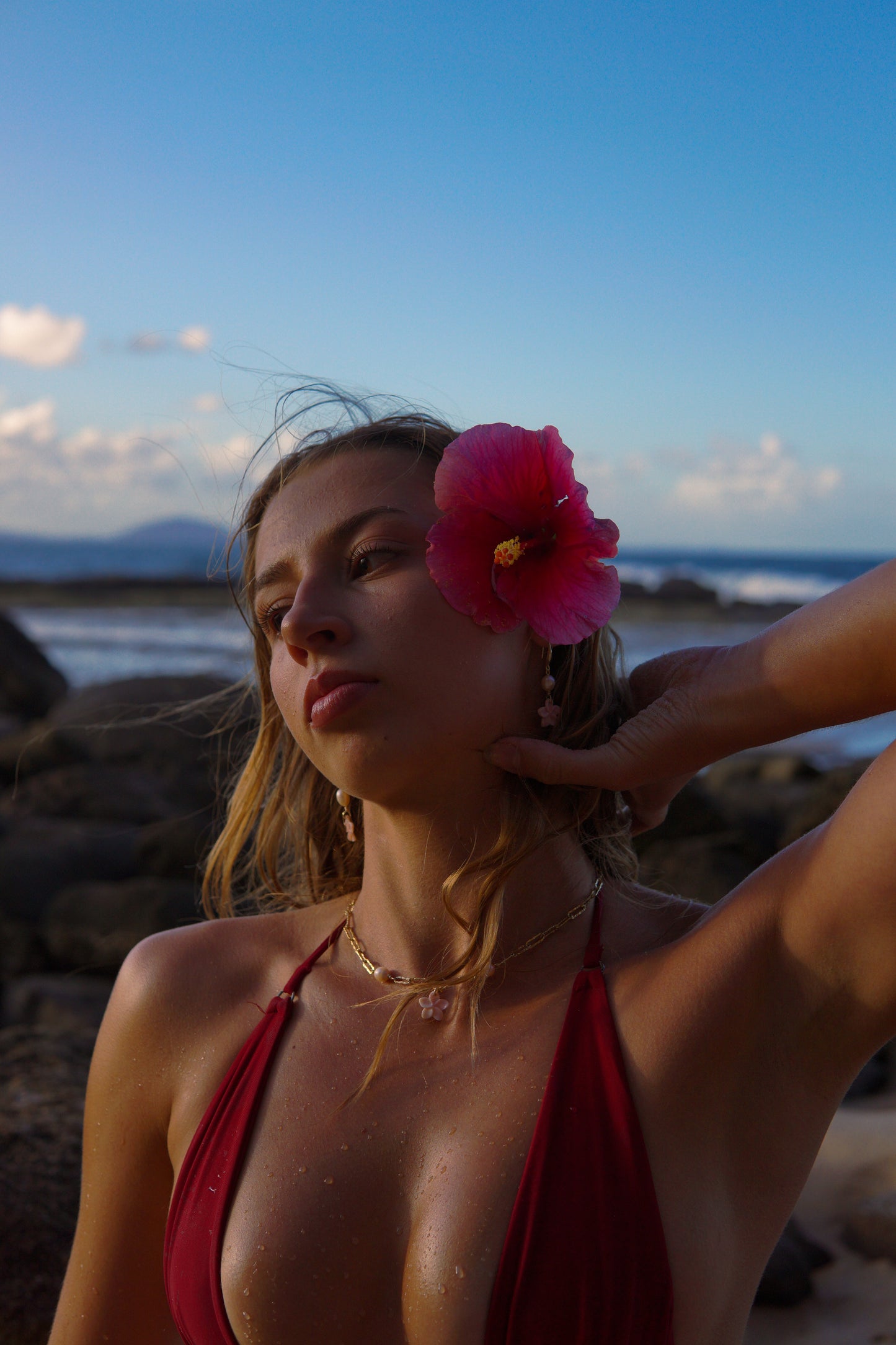 Pink Conch Hibiscus Necklace