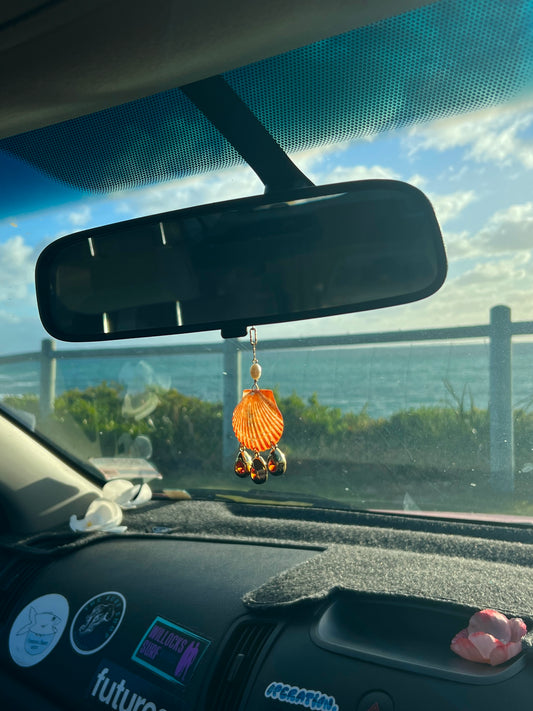 SCALLOP CAR CHARM